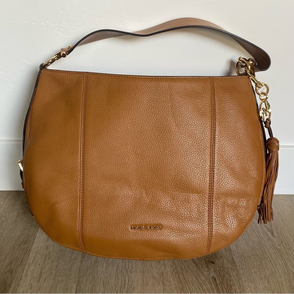 Michael Kors Brooke Large Hobo tote Bag in Acorn NWT - Picture 2 of 10